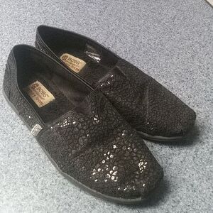Bob's from Skechers memory foam black sequin sparkly slip on